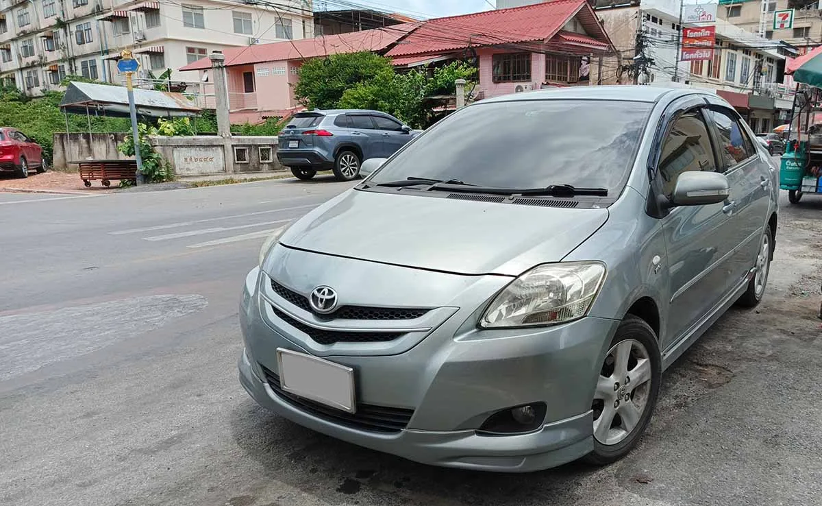 Yes you can blackout car windows in Thailand